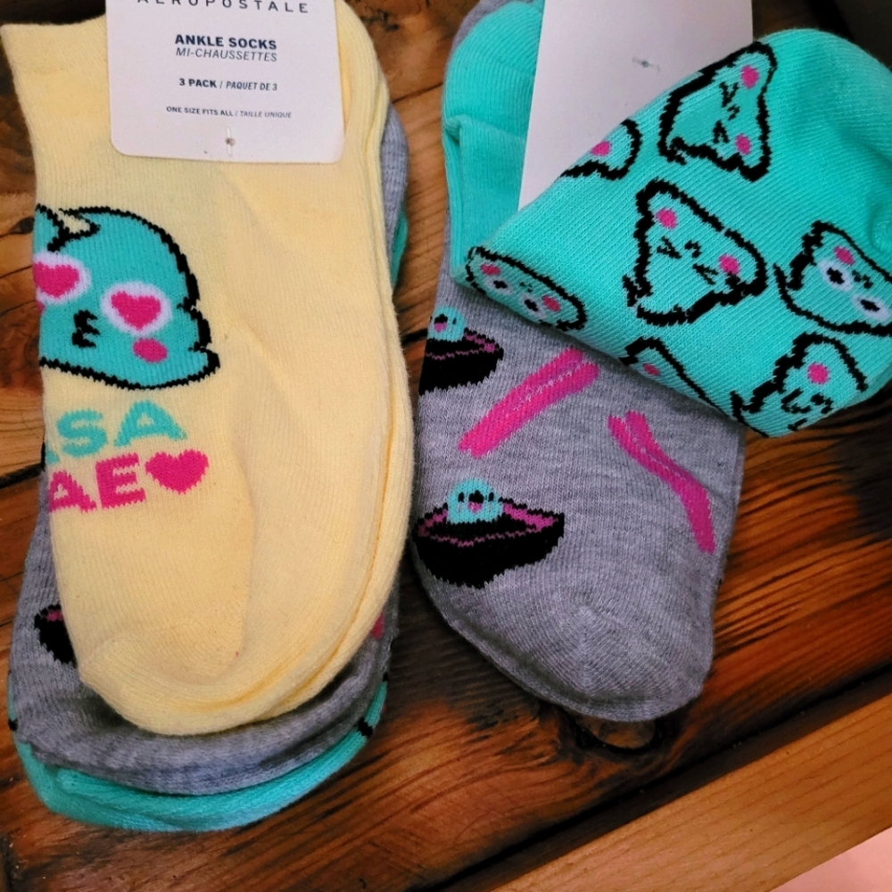 Emoji Socks - 3pk 🦖3/$30🦖